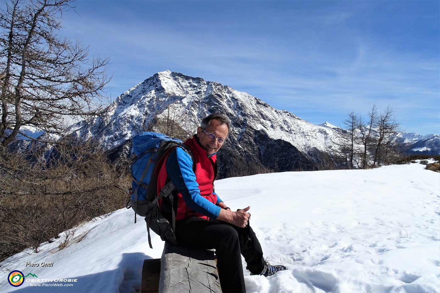 30 Sosta panoramica con vista verso il Legnone.JPG